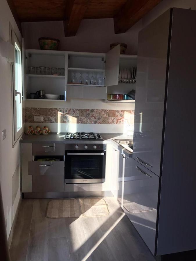 קסטלמולה Casa Vacanza Cundari מראה חיצוני תמונה