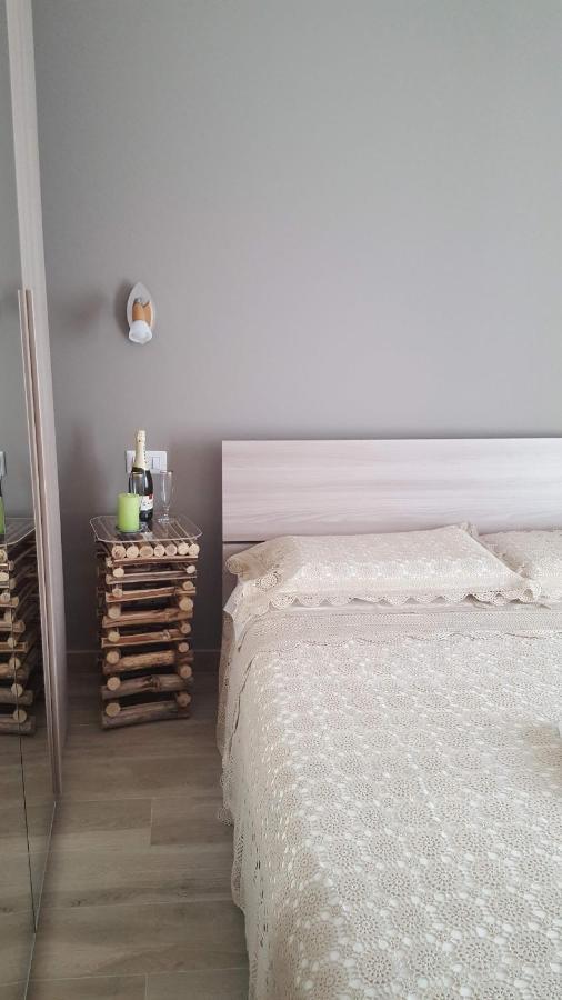 קסטלמולה Casa Vacanza Cundari מראה חיצוני תמונה